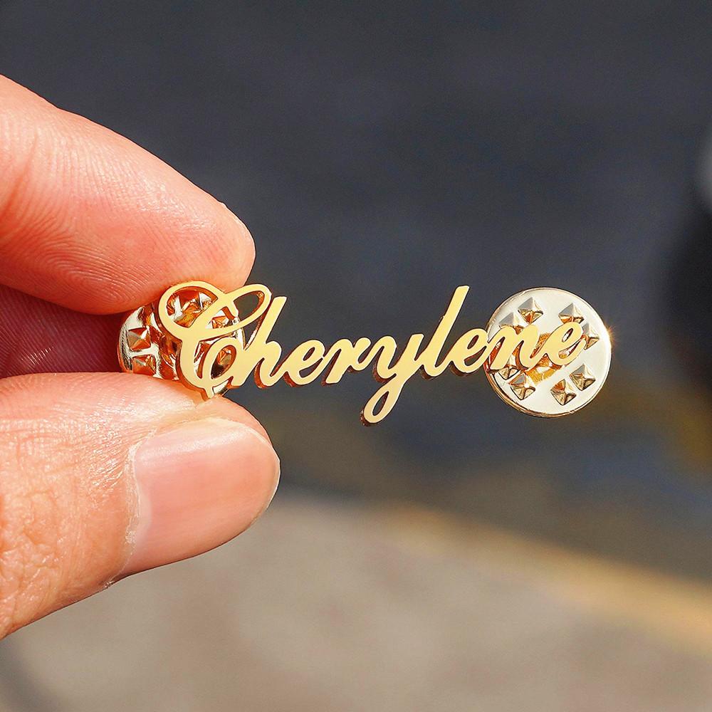 Personalized Name Brooch Monog - Women Fashion Dress Names recension och pris